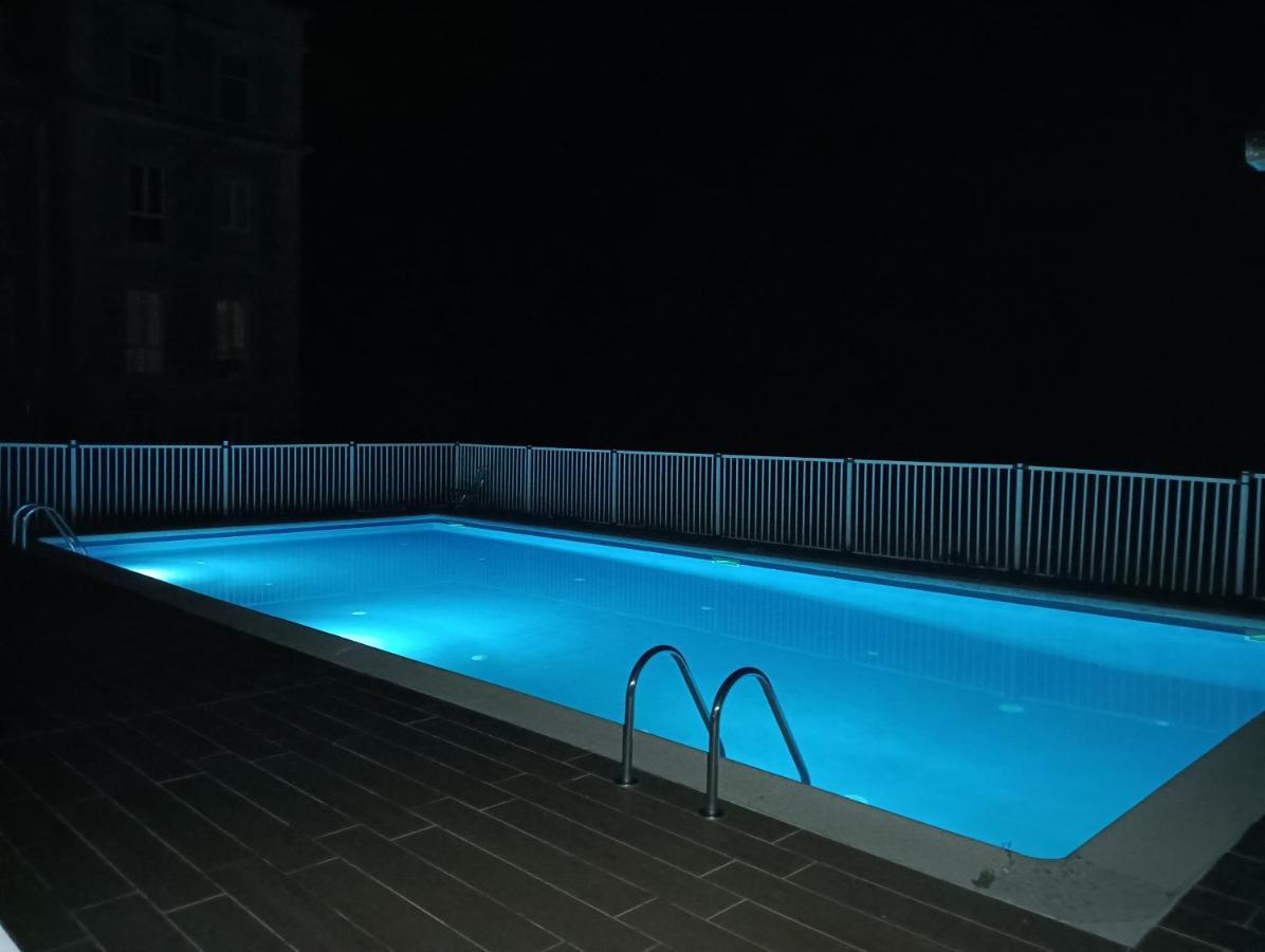 Chatescos - Estudio En Chateau Bagian luar foto